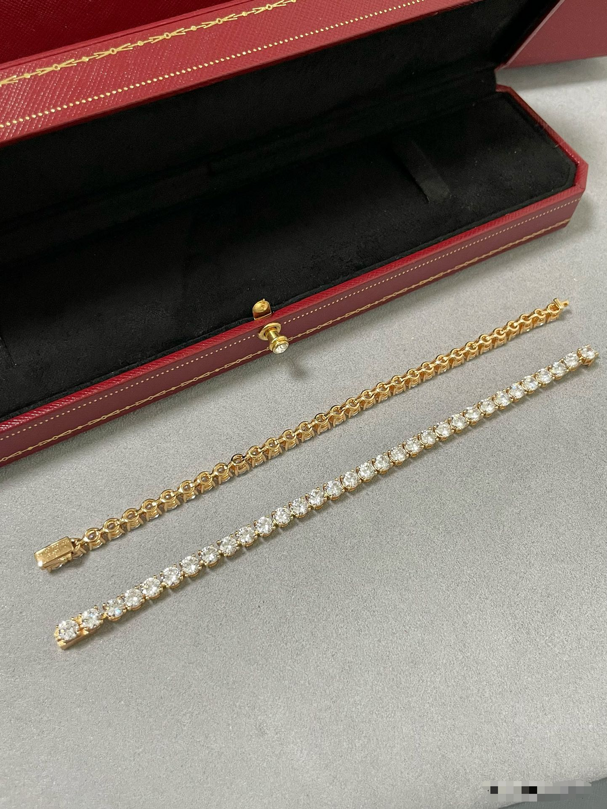 [⭐Shinejoy jewelrys]TENNIS BRACELET WITH FULL DIAMOND SETTING