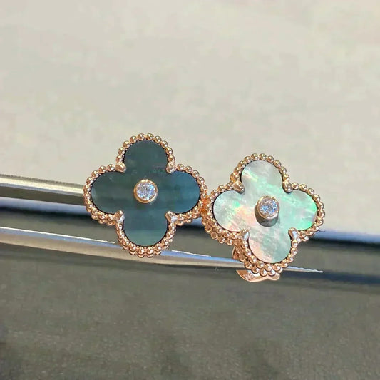 [⭐Shinejoy]CLOVER MEDIUM 1 MOTIFS GRAY MOP  DIAMOND EARRINGS