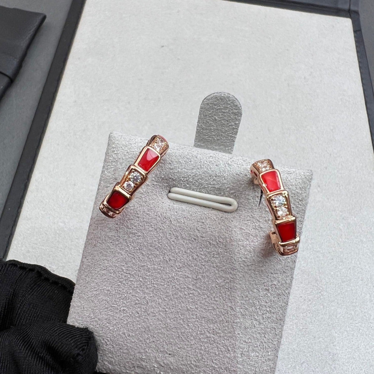[⭐Shinejoy]SERPENTI CARNELIAN PINK GOLD EARRINGS
