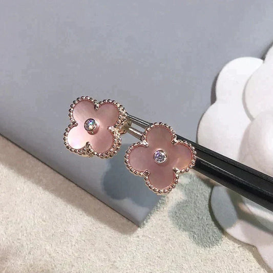 [⭐Shinejoy]CLOVER MEDIUM 1 MOTIFS  PINK MOP DIAMOND EARRINGS