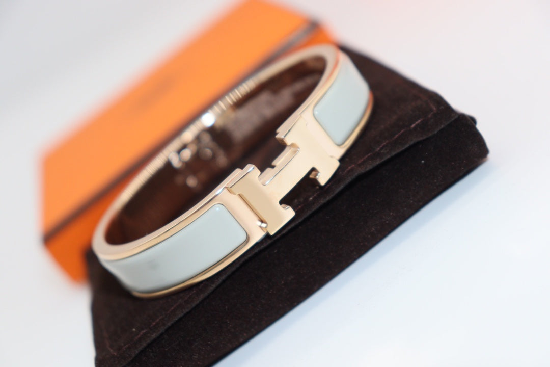 [⭐Shinejoy]H LIGHT BLUE BRACELET