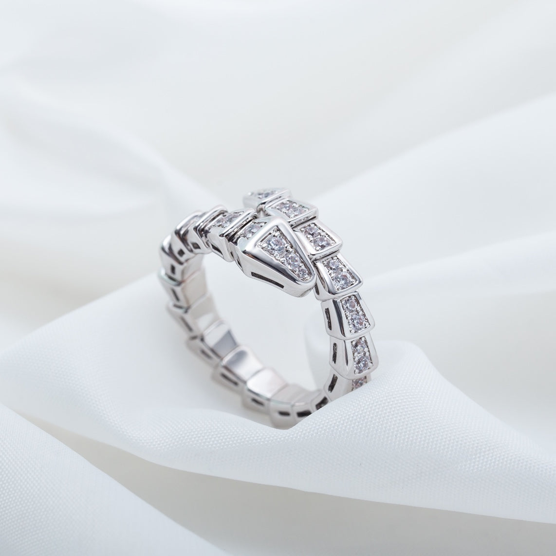 [⭐Shinejoy]SERPENTI RING SILVER DIAMOND PAVED 4MM