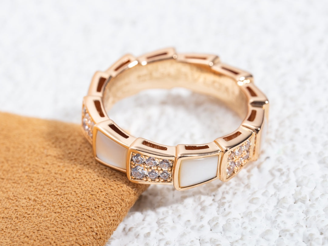 [⭐Shinejoy]SERPENTI RING PINK GOLD MOP DIAMOND PAVED 4MM