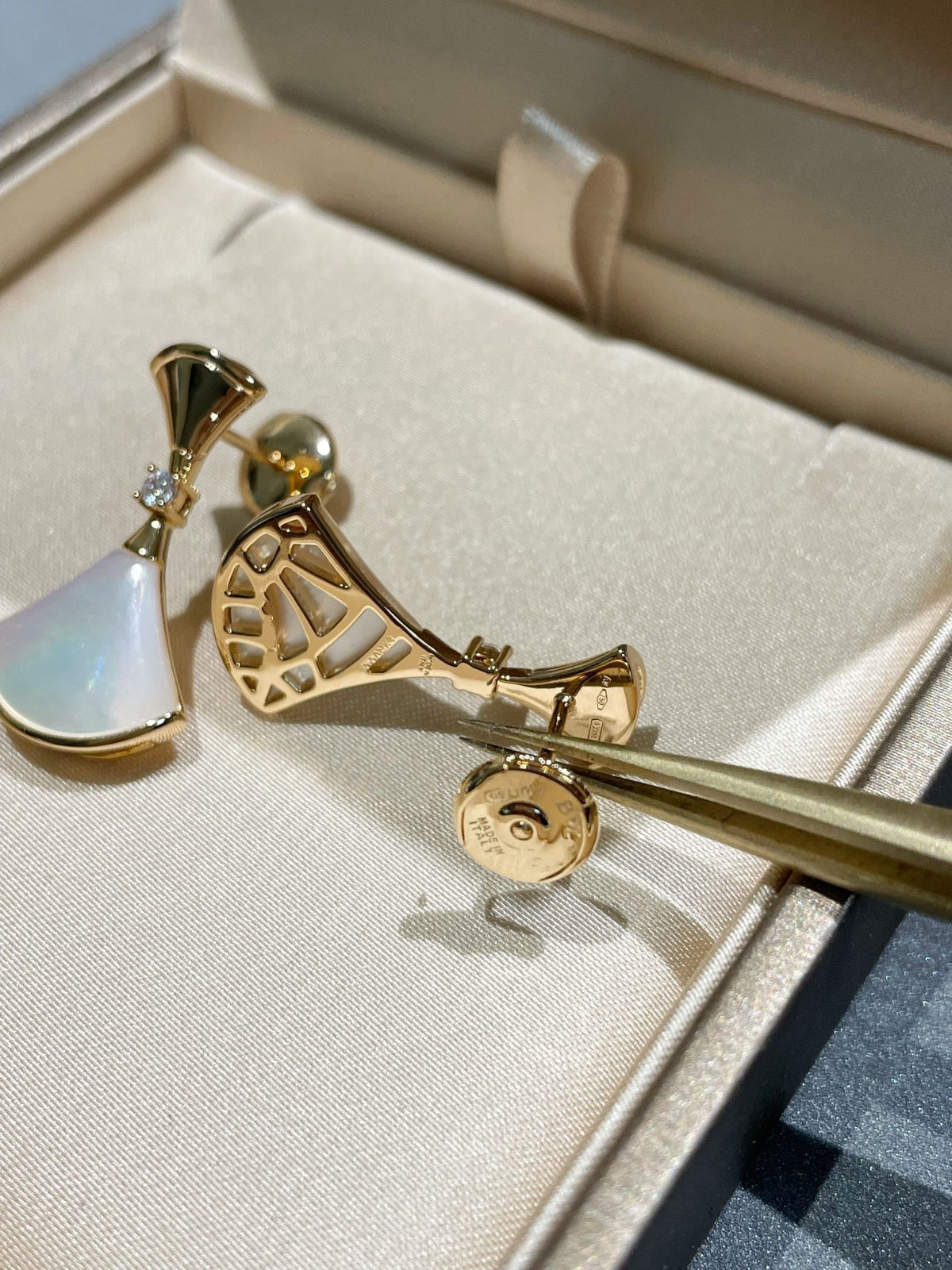 [⭐Shinejoy]DREAM MOP 1 DIAMOND EARRINGS