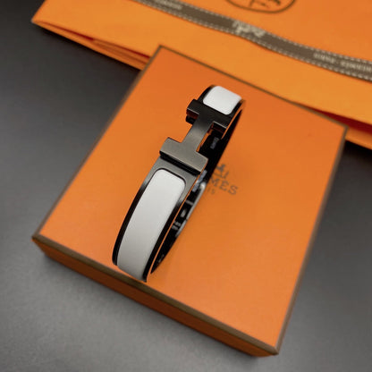[⭐Shinejoy]H BRACELET 12MM BLACK WHITE CERAMIC