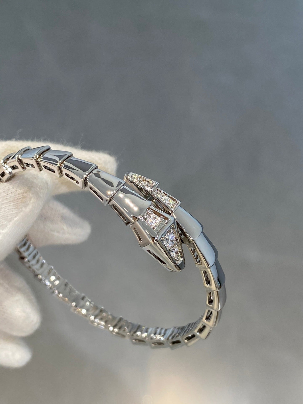 [⭐Shinejoy]SERPENTI BRACELET DIAMONDS SILVER