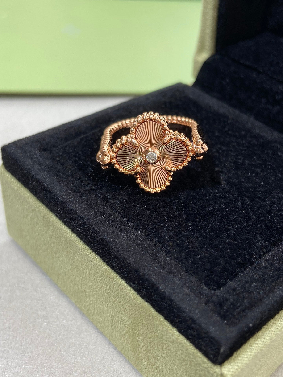[⭐Shinejoy]CLOVER RIVERSIBLE ROSE GOLD RING