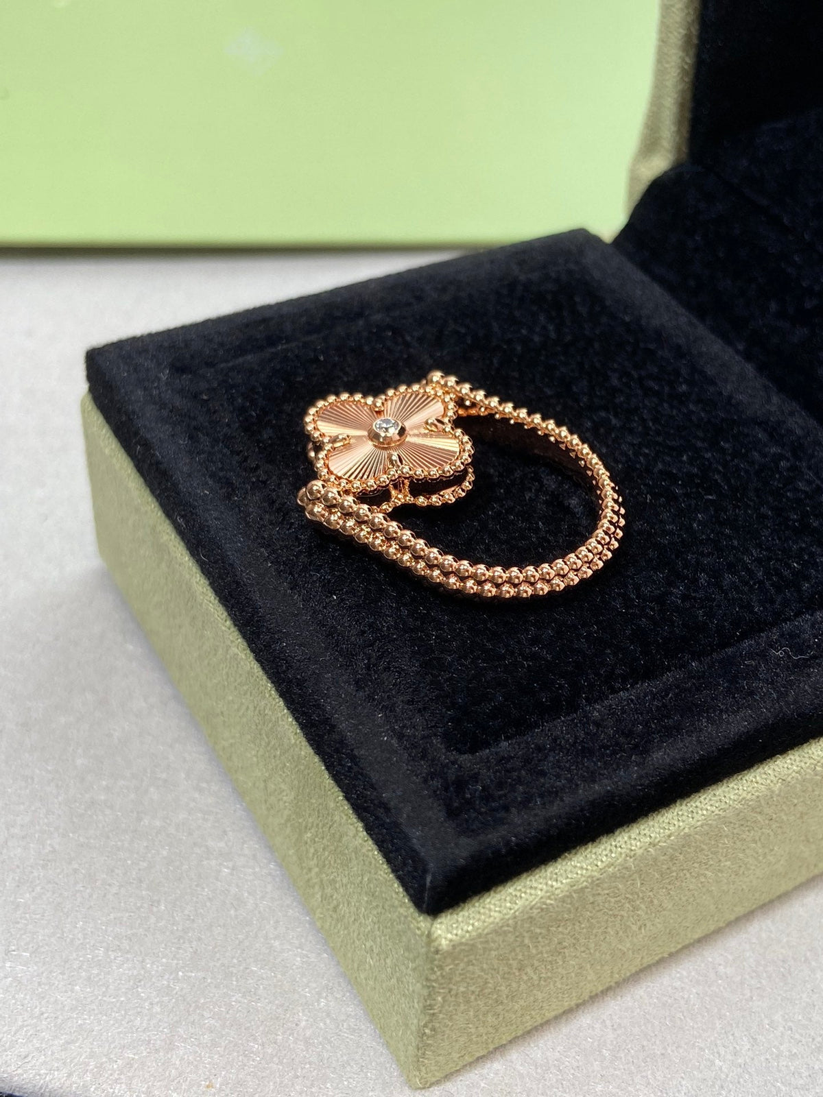 [⭐Shinejoy]CLOVER RIVERSIBLE ROSE GOLD RING