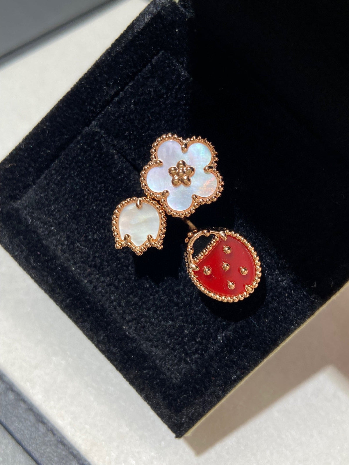 [⭐Shinejoy]LUCKY 3 MOTIF ROSE GOLD RING