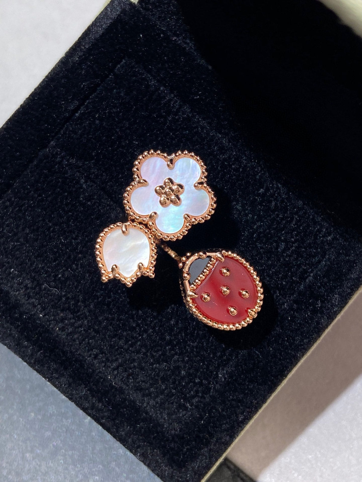 [⭐Shinejoy]LUCKY 3 MOTIF ROSE GOLD RING