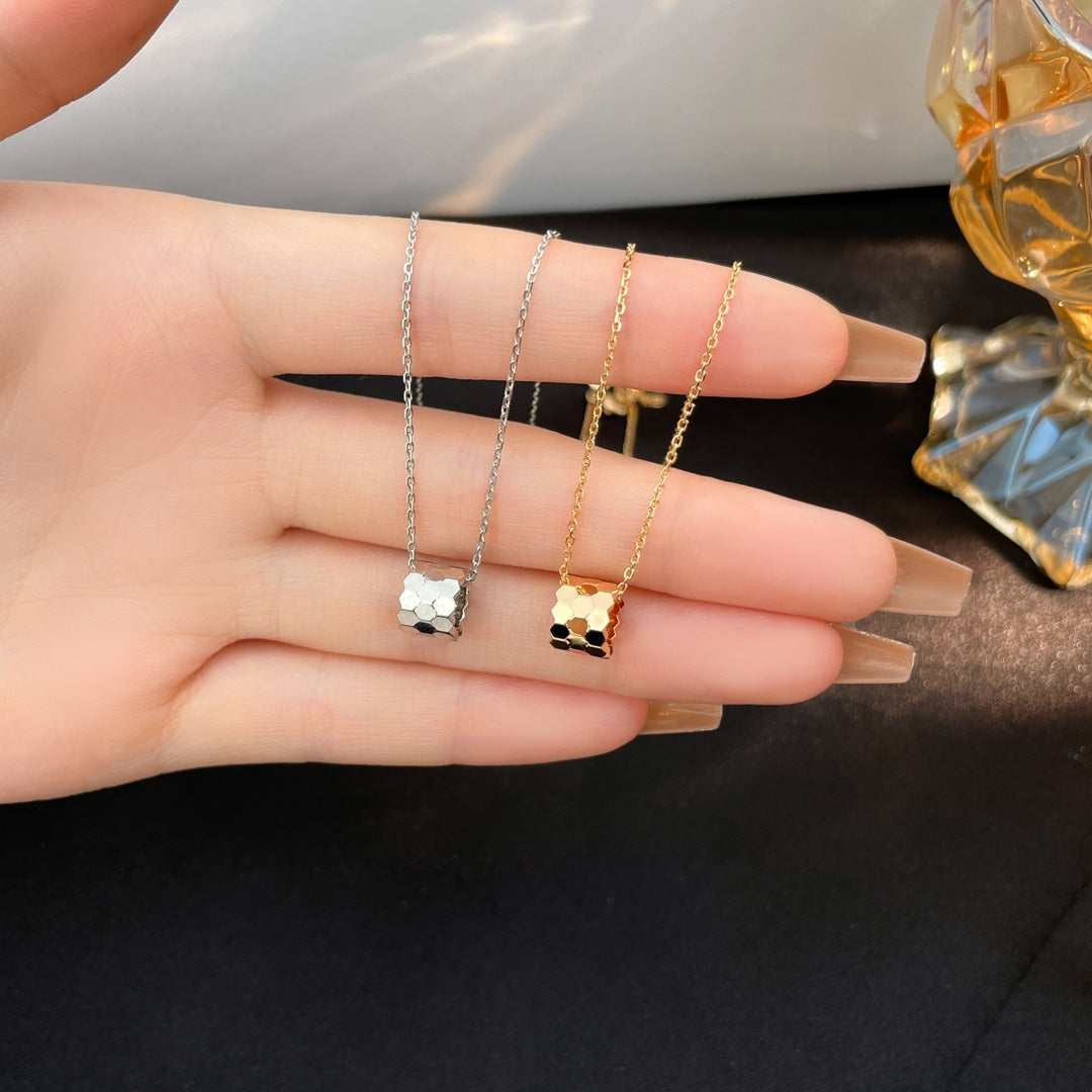 [⭐Shinejoy]BEE MINI NECKLACE