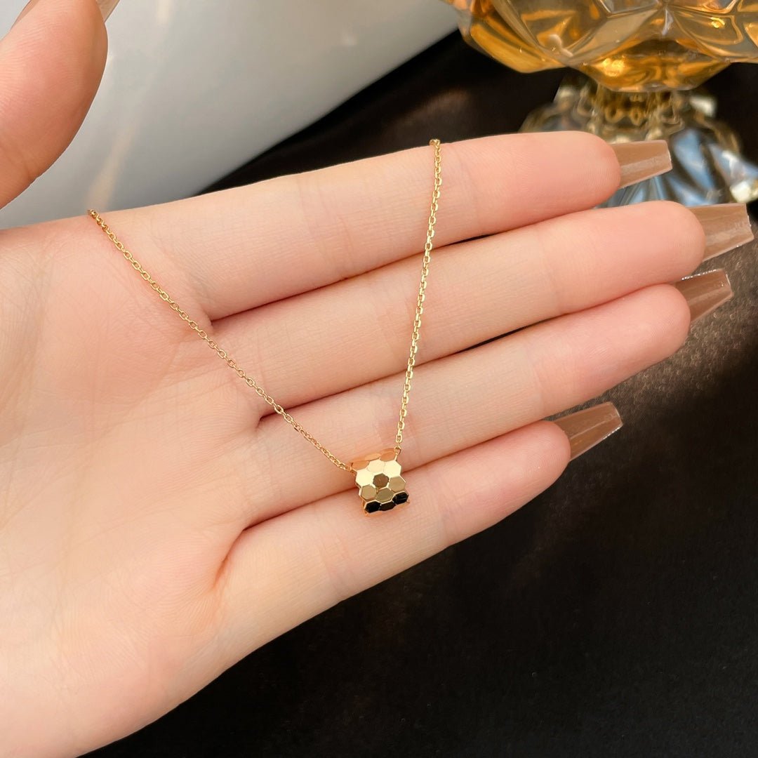 [⭐Shinejoy]BEE MINI NECKLACE