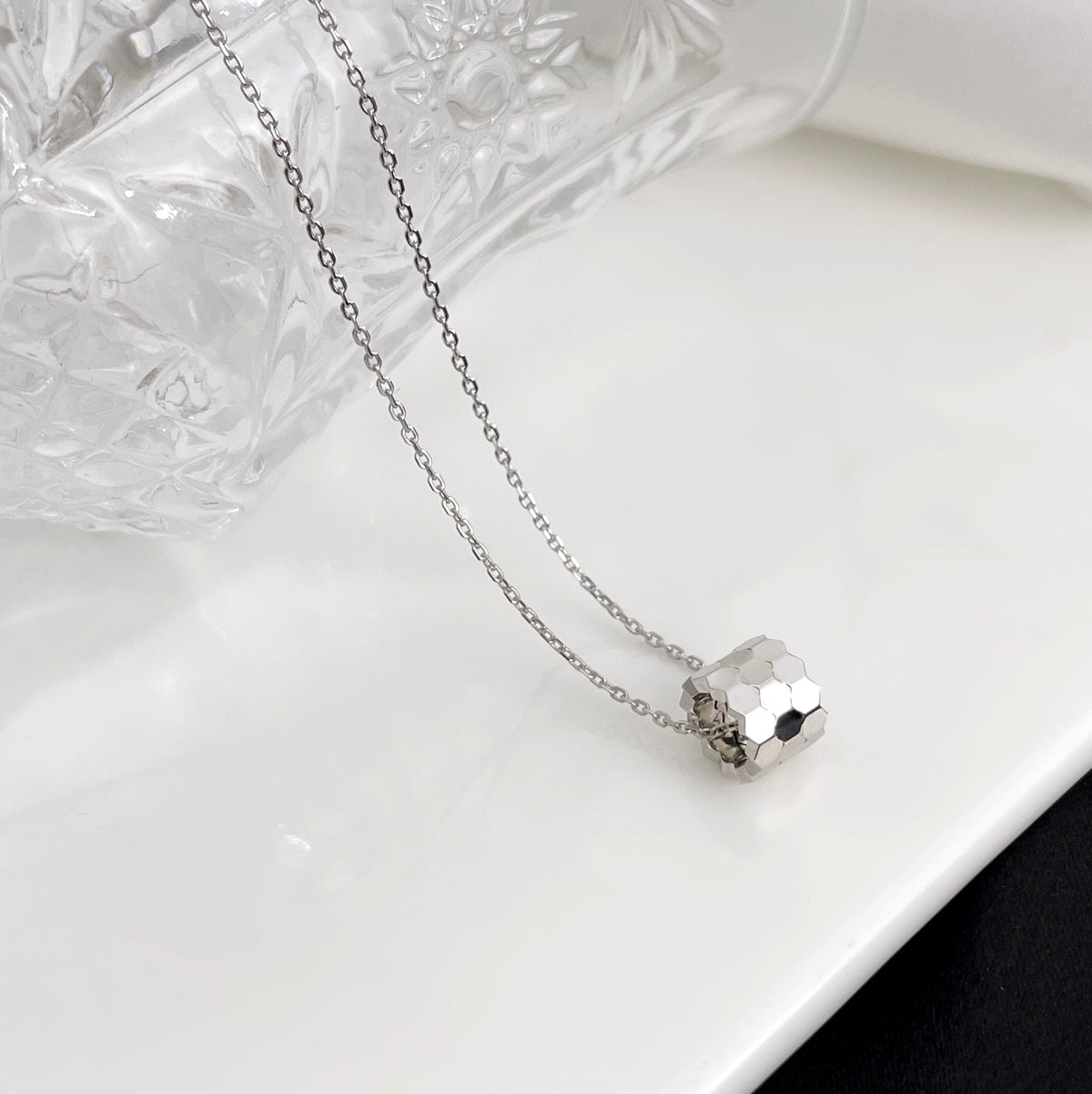 [⭐Shinejoy]BEE MINI NECKLACE