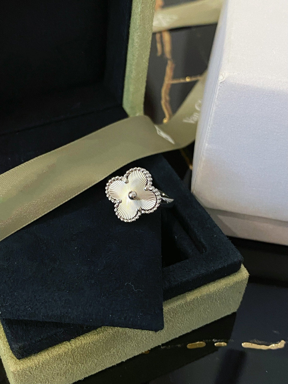 [⭐Shinejoy]CLOVER SILVER RING