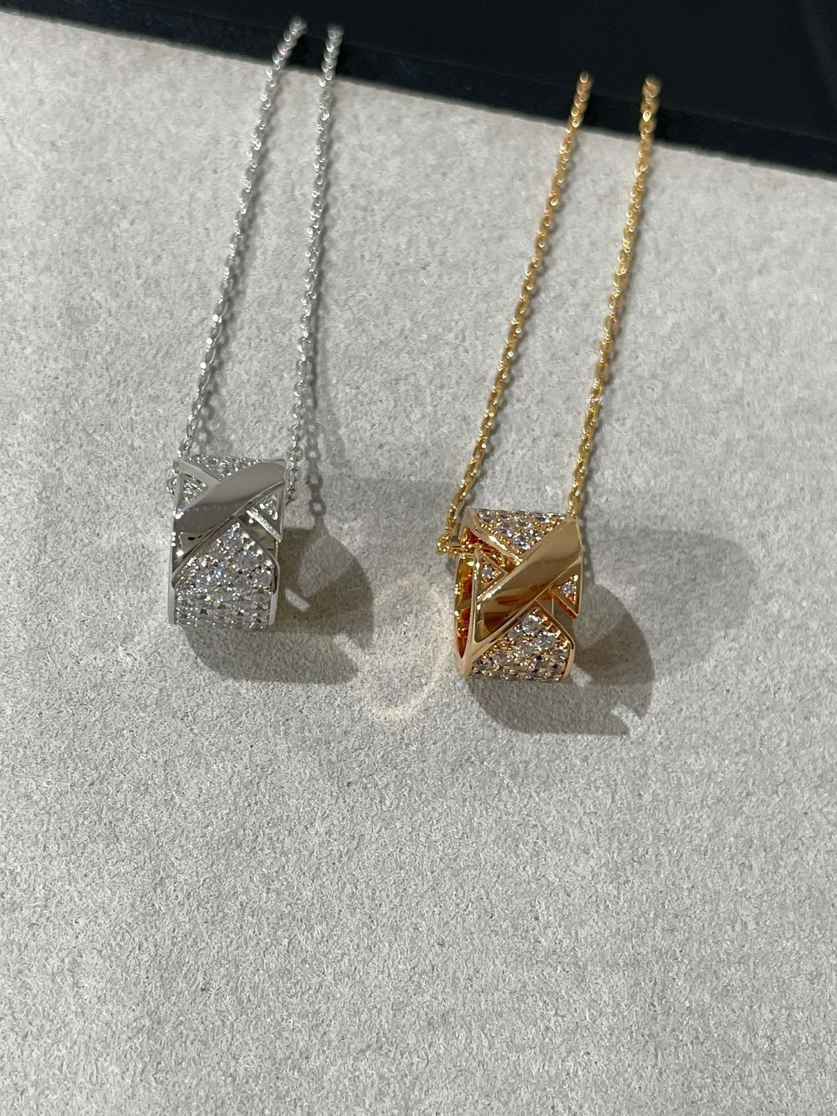 [⭐Shinejoy]LIENS EVIDENCE DIAMOND PAVED NECKLACE
