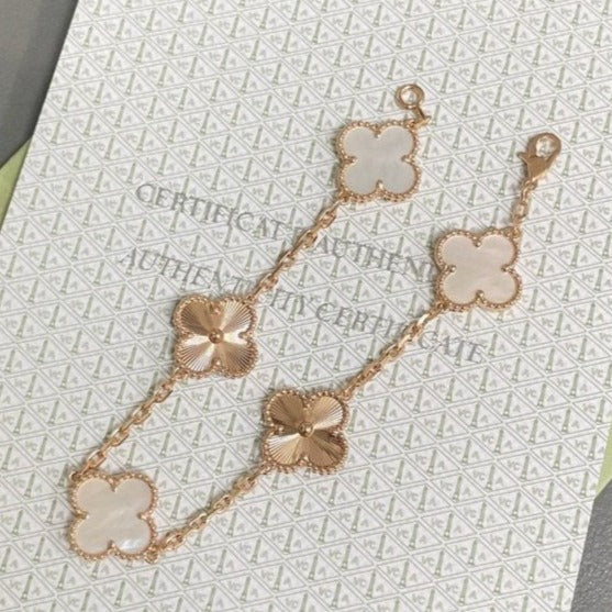 [⭐Shinejoy]CLOVER WHITE PEARL MOP 5 MOTIF BRACELET COLLECTION
