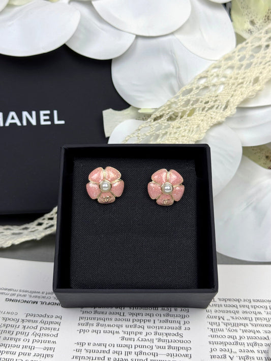 [⭐Shinejoy]26C Pink Camellia Pearl Enamel Stud Earrings