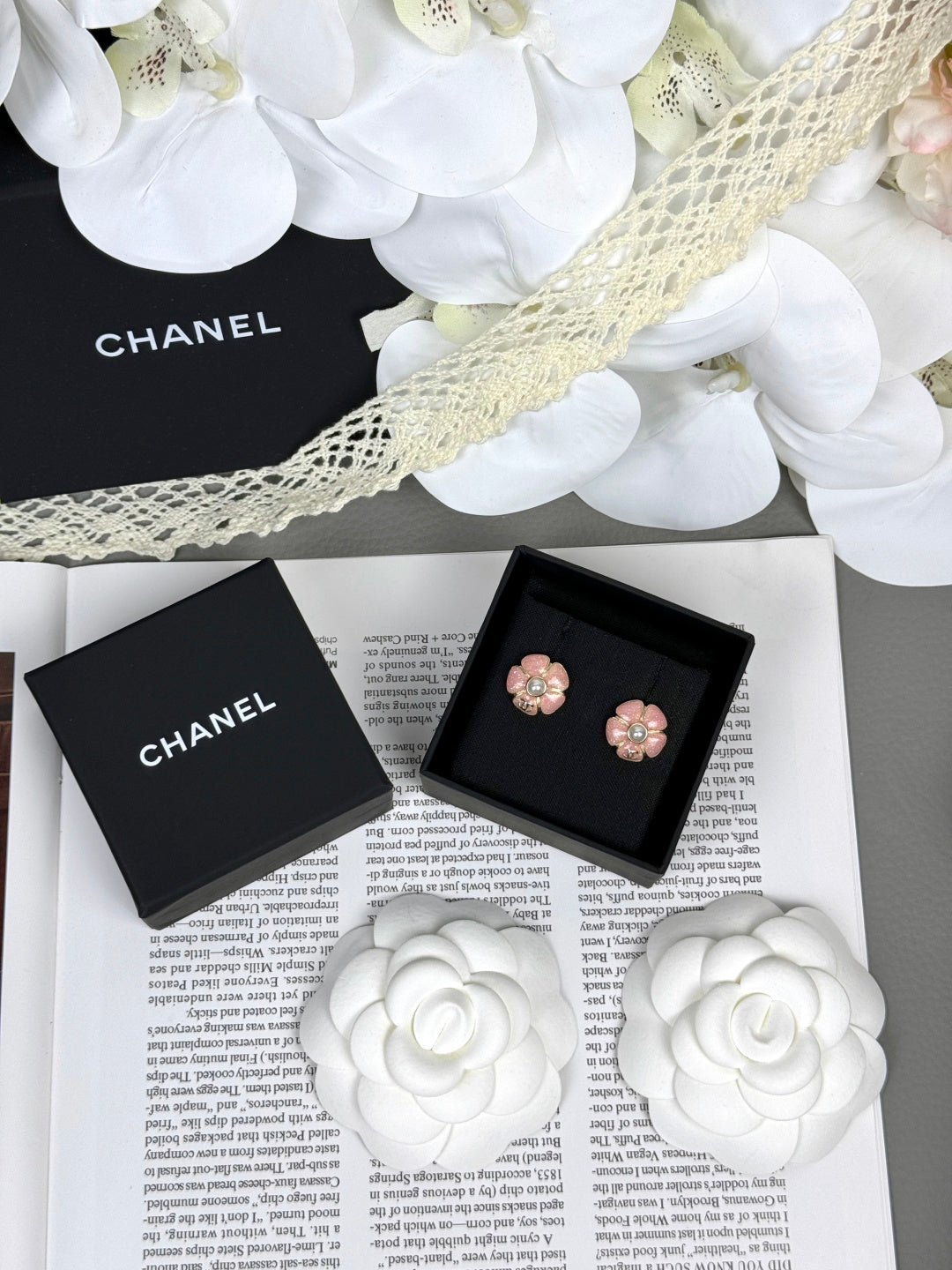 [⭐Shinejoy]26C Pink Camellia Pearl Enamel Stud Earrings
