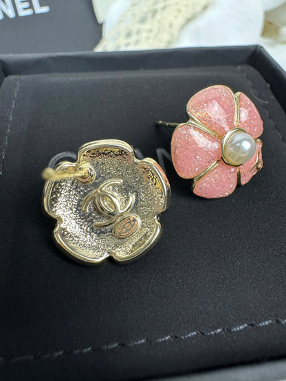 [⭐Shinejoy]26C Pink Camellia Pearl Enamel Stud Earrings