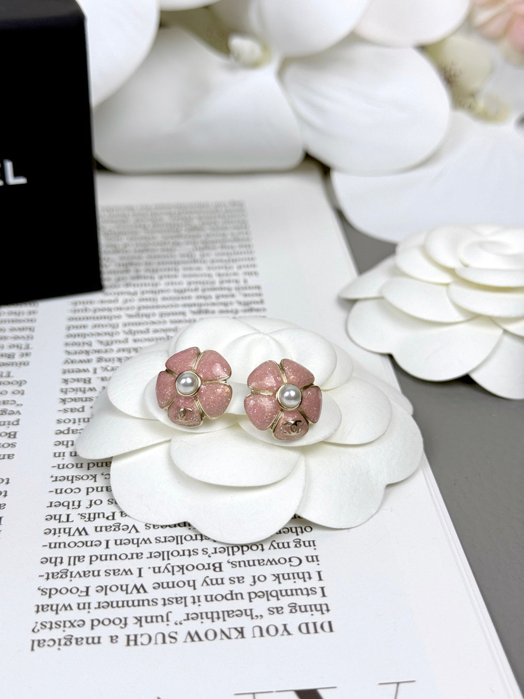 [⭐Shinejoy]26C Pink Camellia Pearl Enamel Stud Earrings