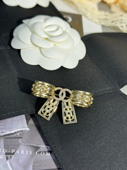 [⭐Shinejoy]25K Hollow Bow Brooch