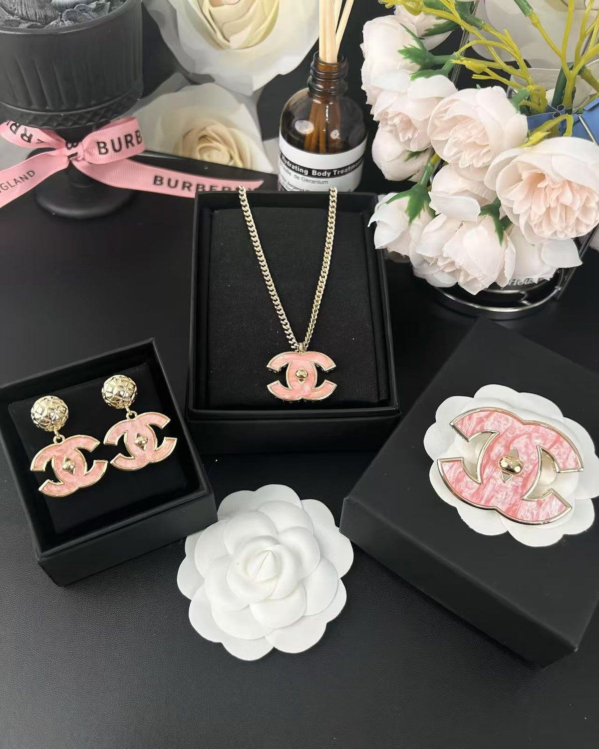 [⭐Shinejoy]Pink Resin Classic Brooch 5cm