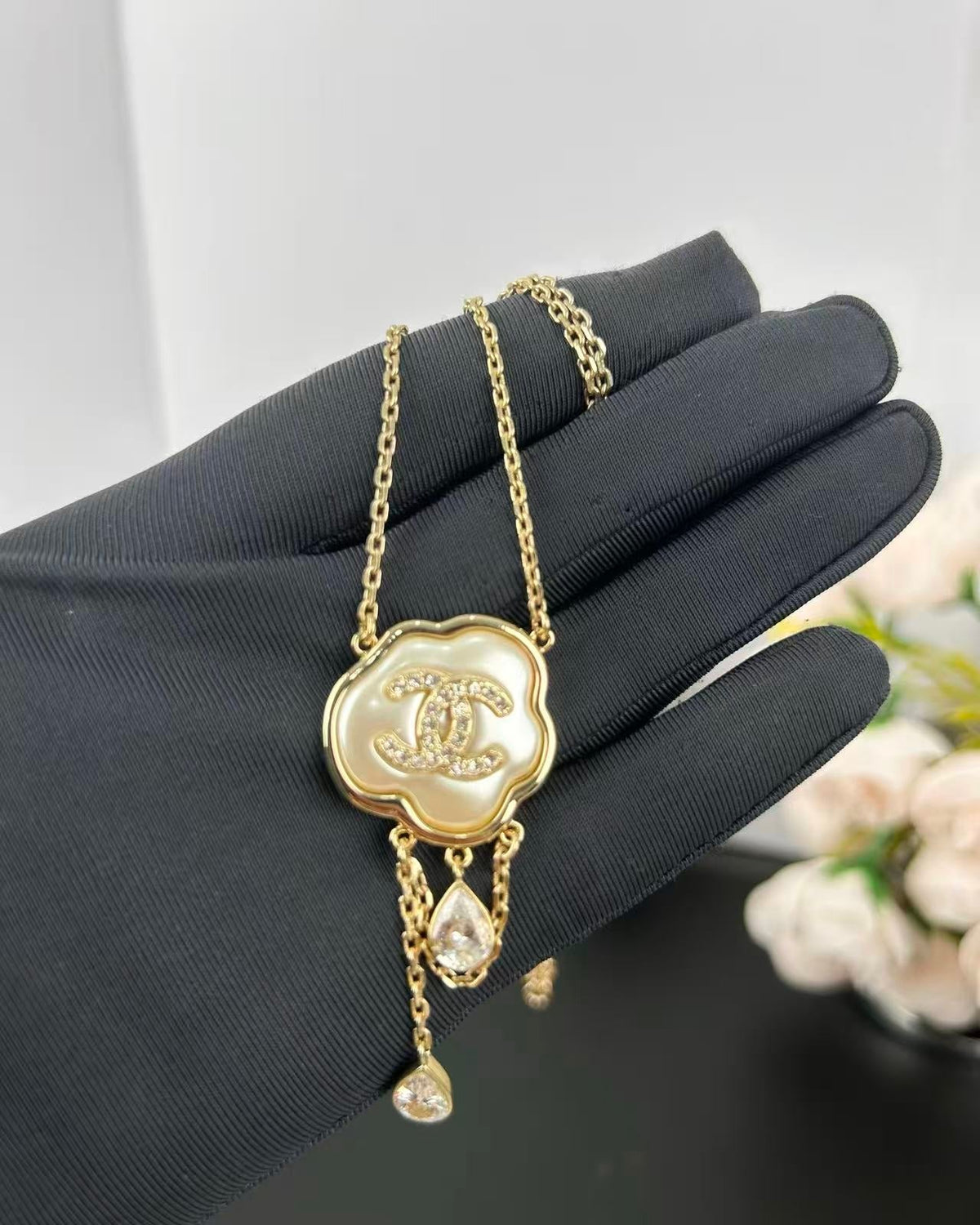 [⭐Shinejoy]Cloud Pearl Mother-of-Pearl Diamond Chain Pendant Necklace