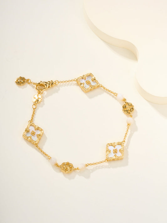 [⭐Shinejoy]B.C.L ENAMELED Three-Flower Bracelet（Trumpet)