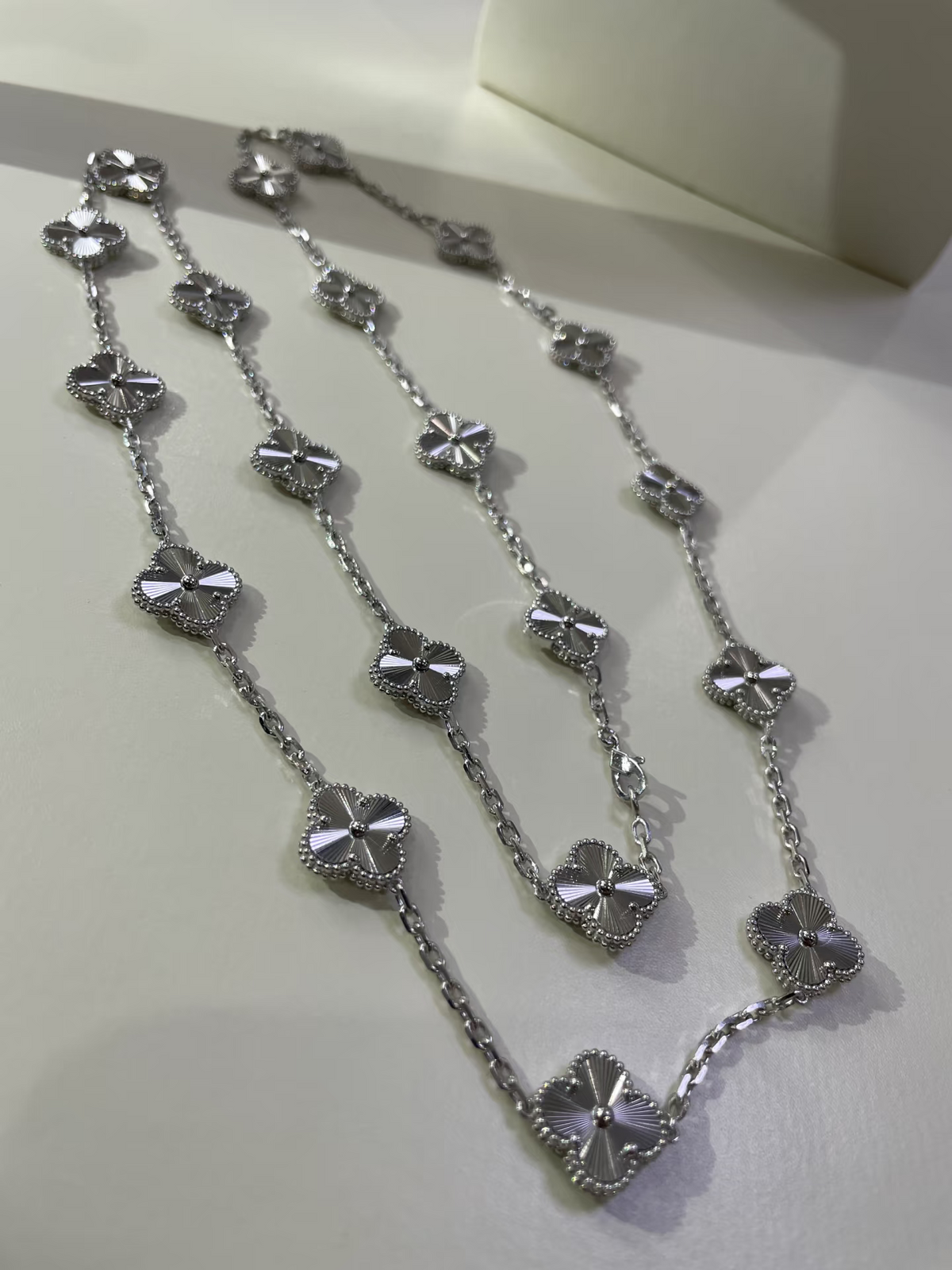 [⭐Shinejoy]CLOVER 20 MOTIFS SILVER LASER