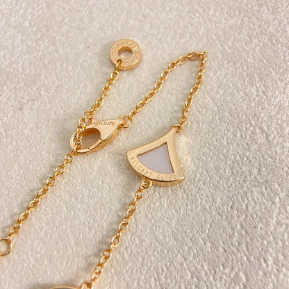 [⭐Shinejoy]NEW ARRIVAL: TEN-FLOWER DRESS AND GOLD NECKLACE