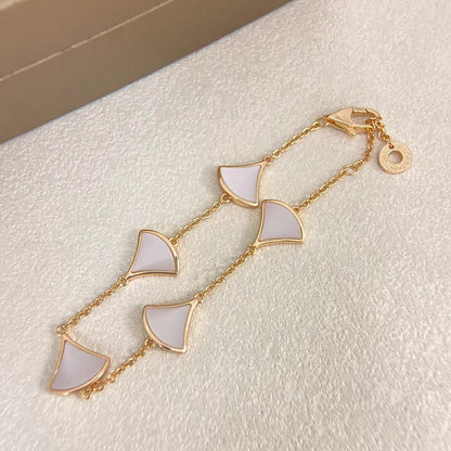 [⭐Shinejoy]NEW FLORAL SKIRT AND GOLD BRACELET
