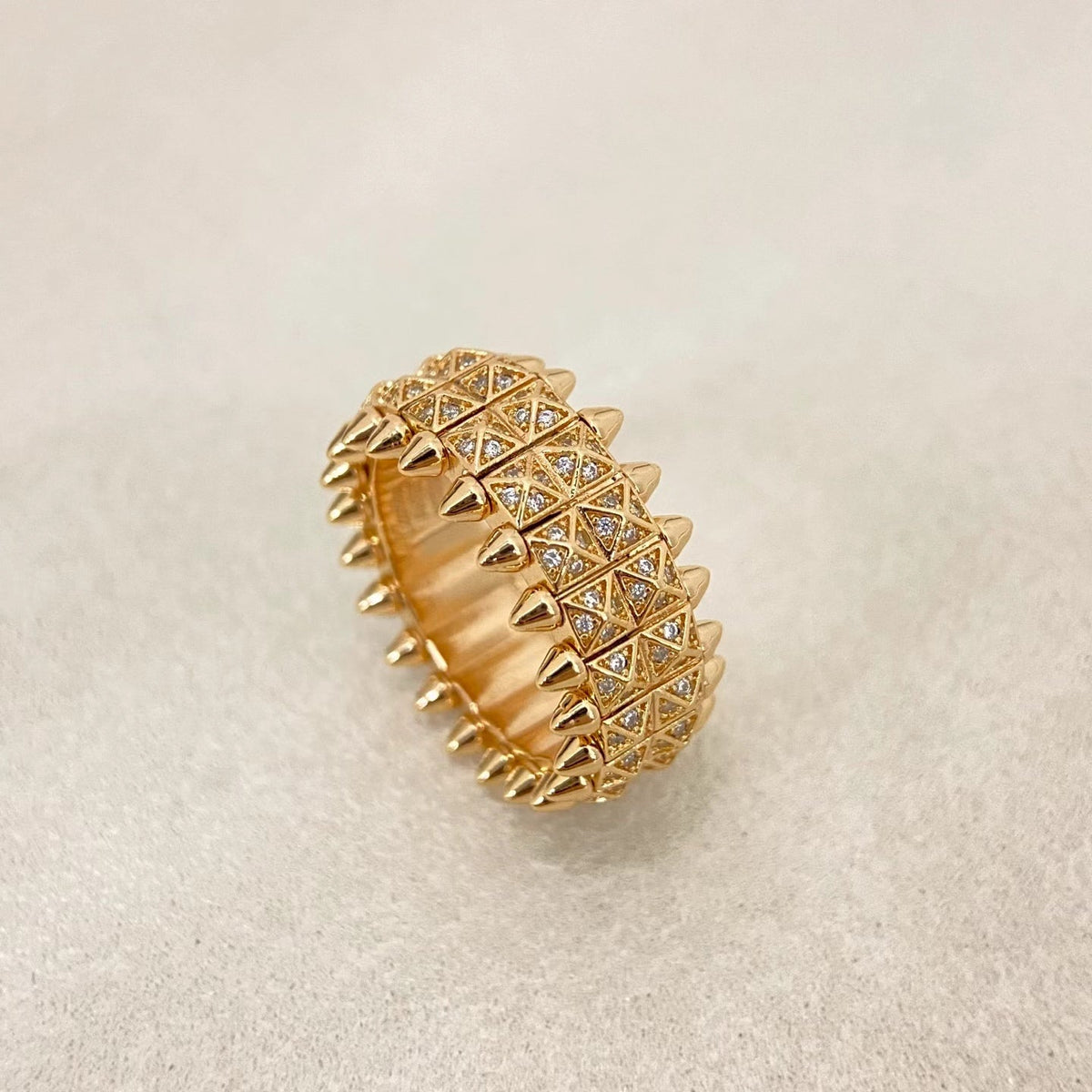 [⭐Shinejoy]CLASH DOUBLE-ROW RIVET RING WITH DIAMOND SETTING
