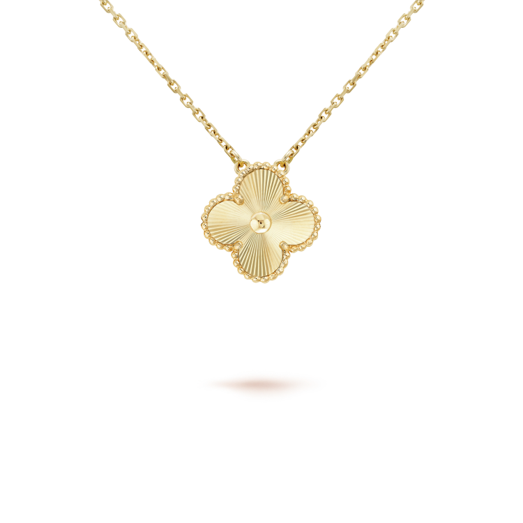 [⭐Shinejoy]CLOVER 15MM LASER NECKLACE AND BOX