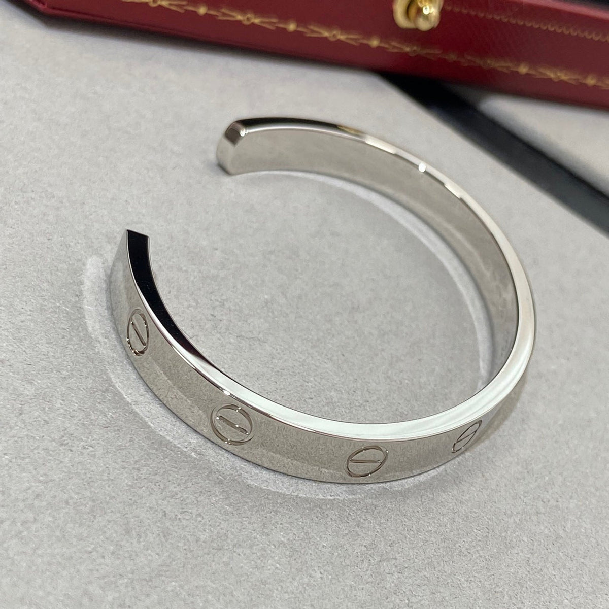 [⭐Shinejoy]LOVE BRACELET 6.1MM 1 DIAMOND OPEN CUFF