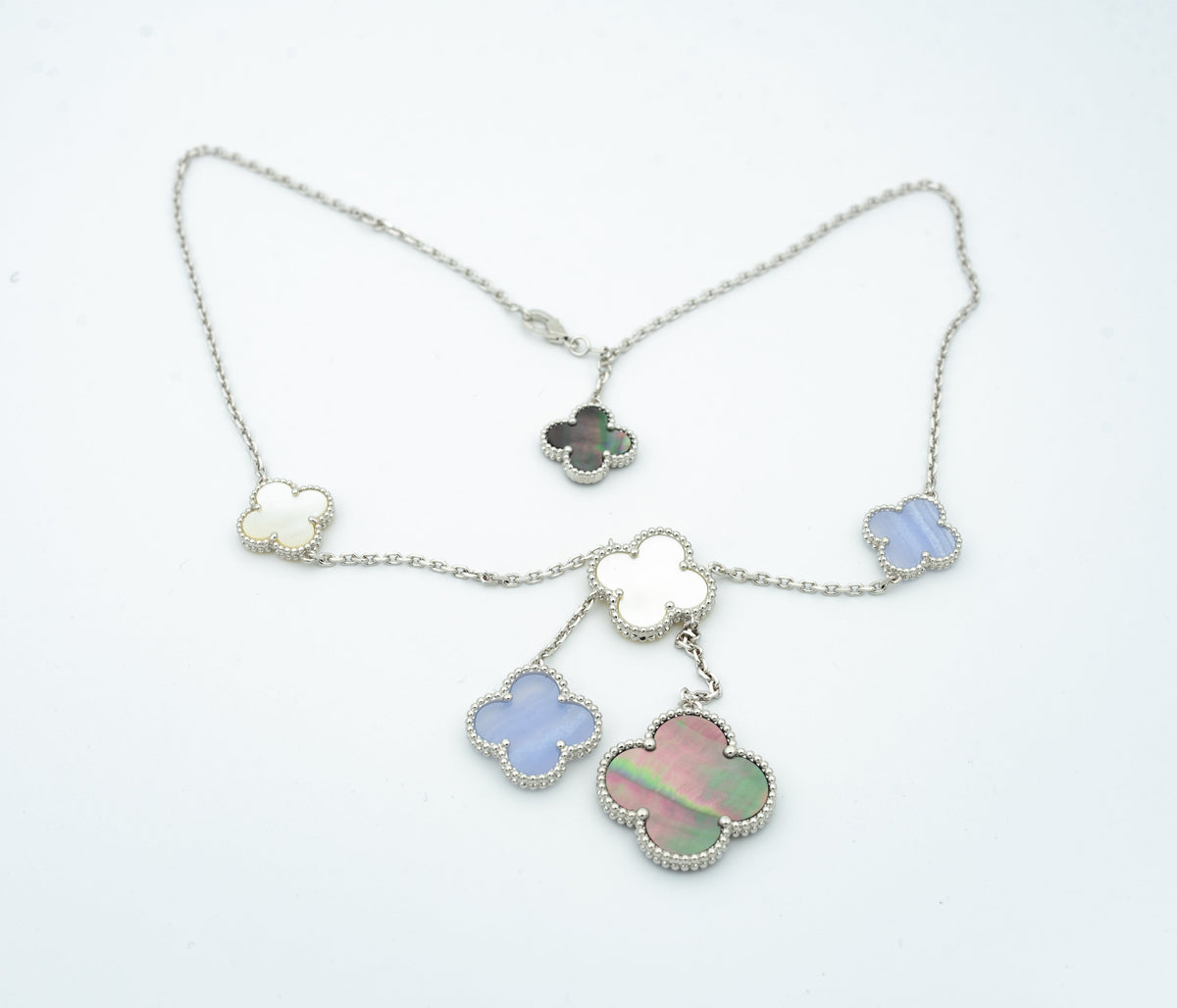 [⭐Shinejoy]CLOVER MOP CHALCEDONY NECKLACE SILVER 6 MOTIF