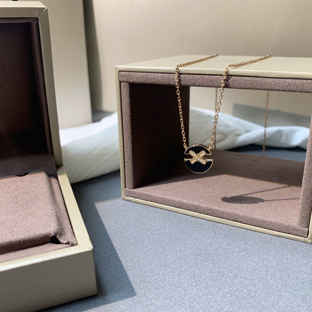 [⭐Shinejoy]JEUX DE PINK GOLD DIAMOND NECKLACE