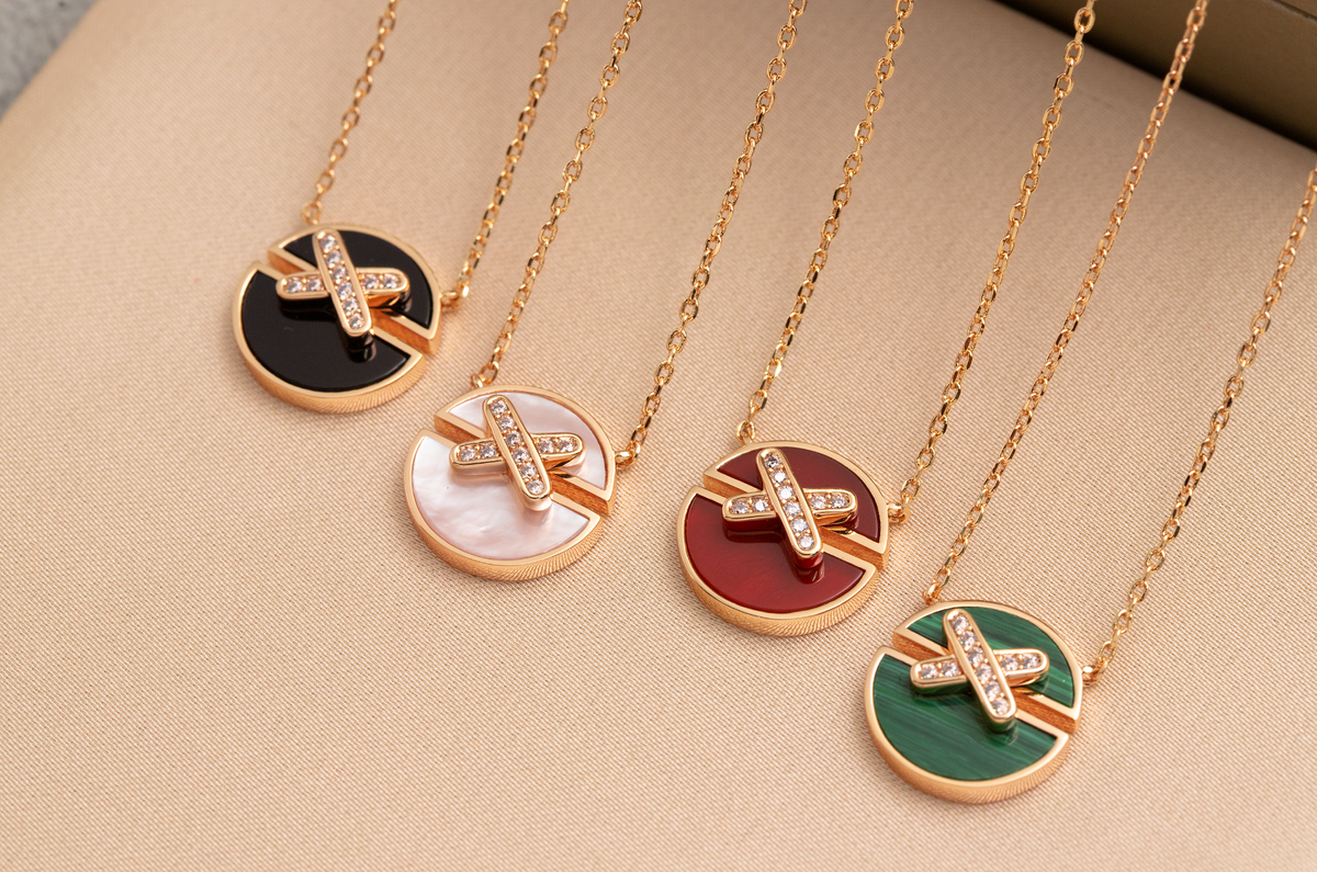 [⭐Shinejoy]JEUX DE PINK GOLD DIAMOND NECKLACE