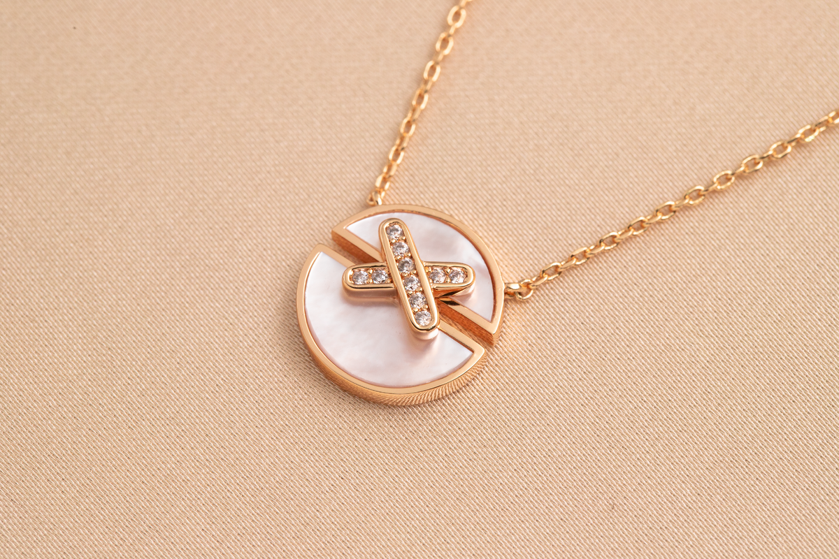[⭐Shinejoy]JEUX DE PINK GOLD DIAMOND NECKLACE