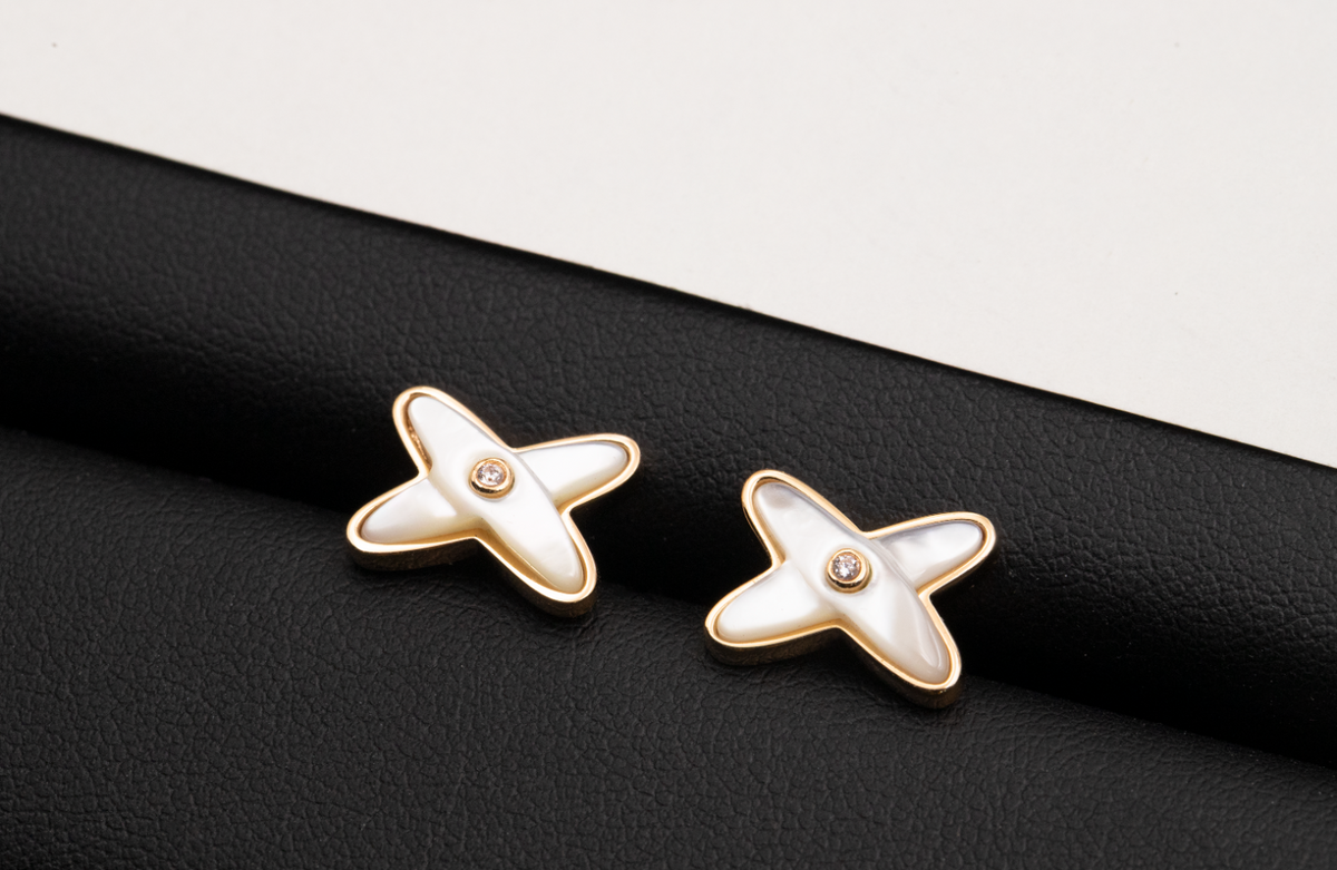 [⭐Shinejoy]JEUX DE WHITE MOP ROSE GOLD DIAMOND EARRINGS