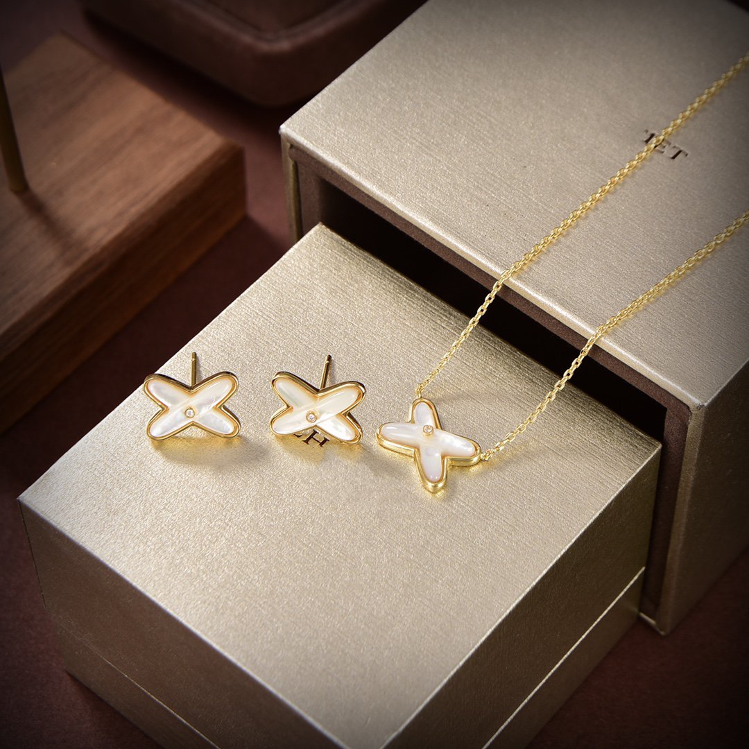 [⭐Shinejoy]JEUX DE WHITE MOP GOLD DIAMOND EARRINGS