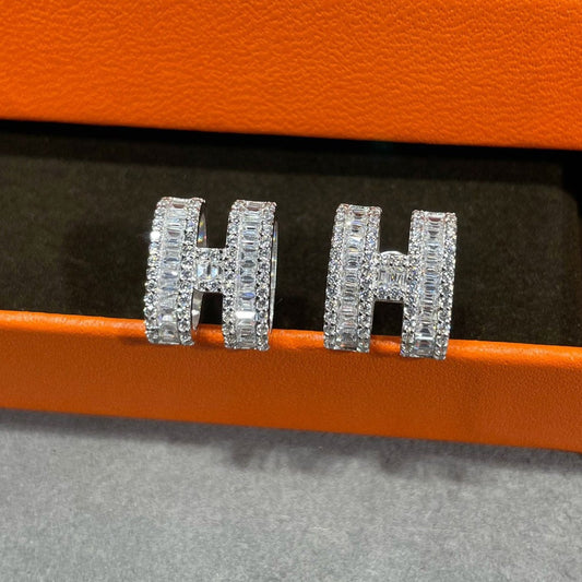 [⭐Shinejoy]H STUD EARRINGS WITH SILVER DIAMONDS
