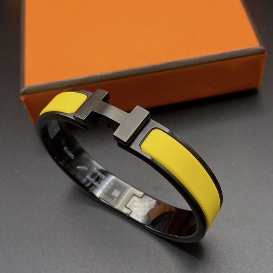 [⭐Shinejoy]CLIC HM SO BLACK YELLOW BRACELET