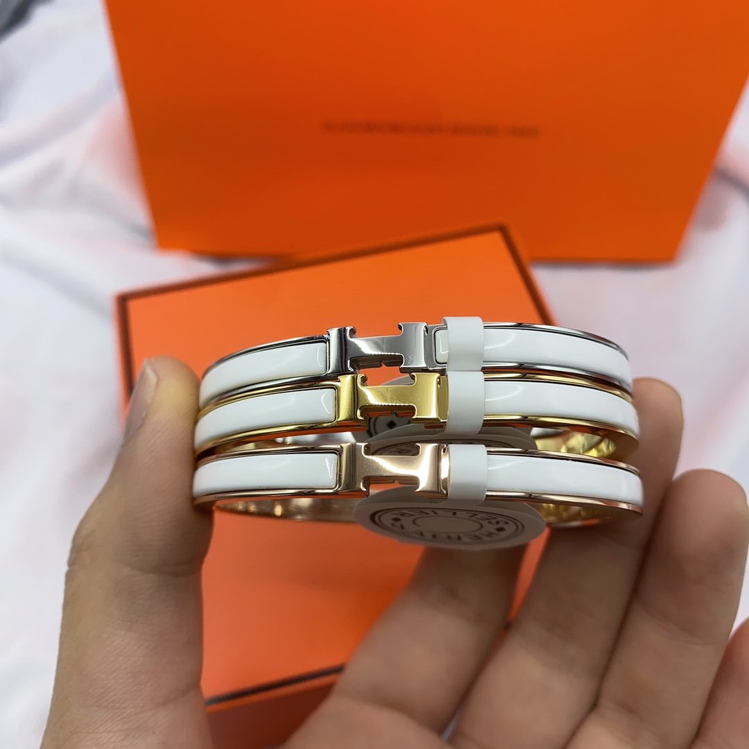 [⭐Shinejoy]CLASSIC HM CLIC WHITE 8MM ENAMEL BRACELET