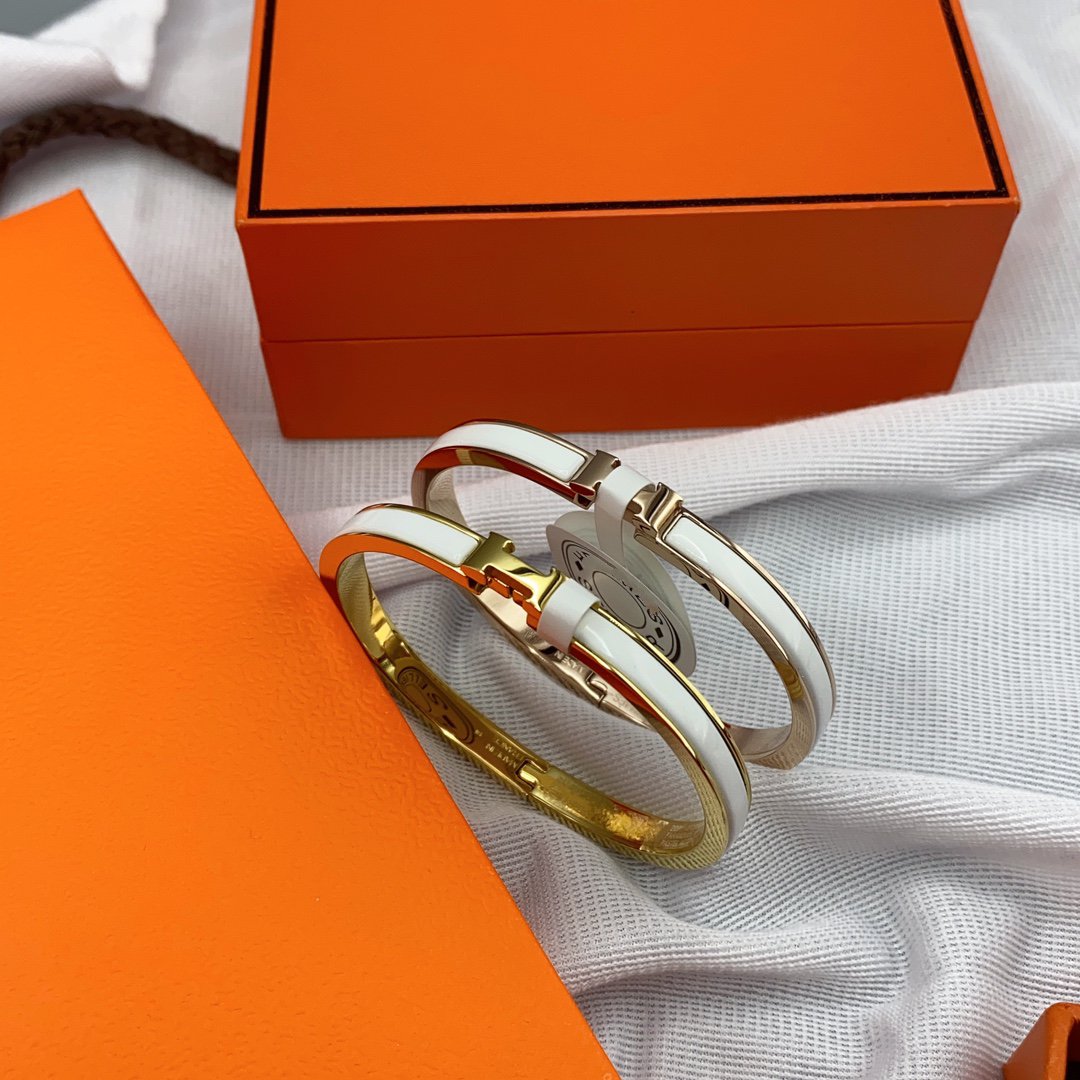 [⭐Shinejoy]CLASSIC HM CLIC WHITE 8MM ENAMEL BRACELET