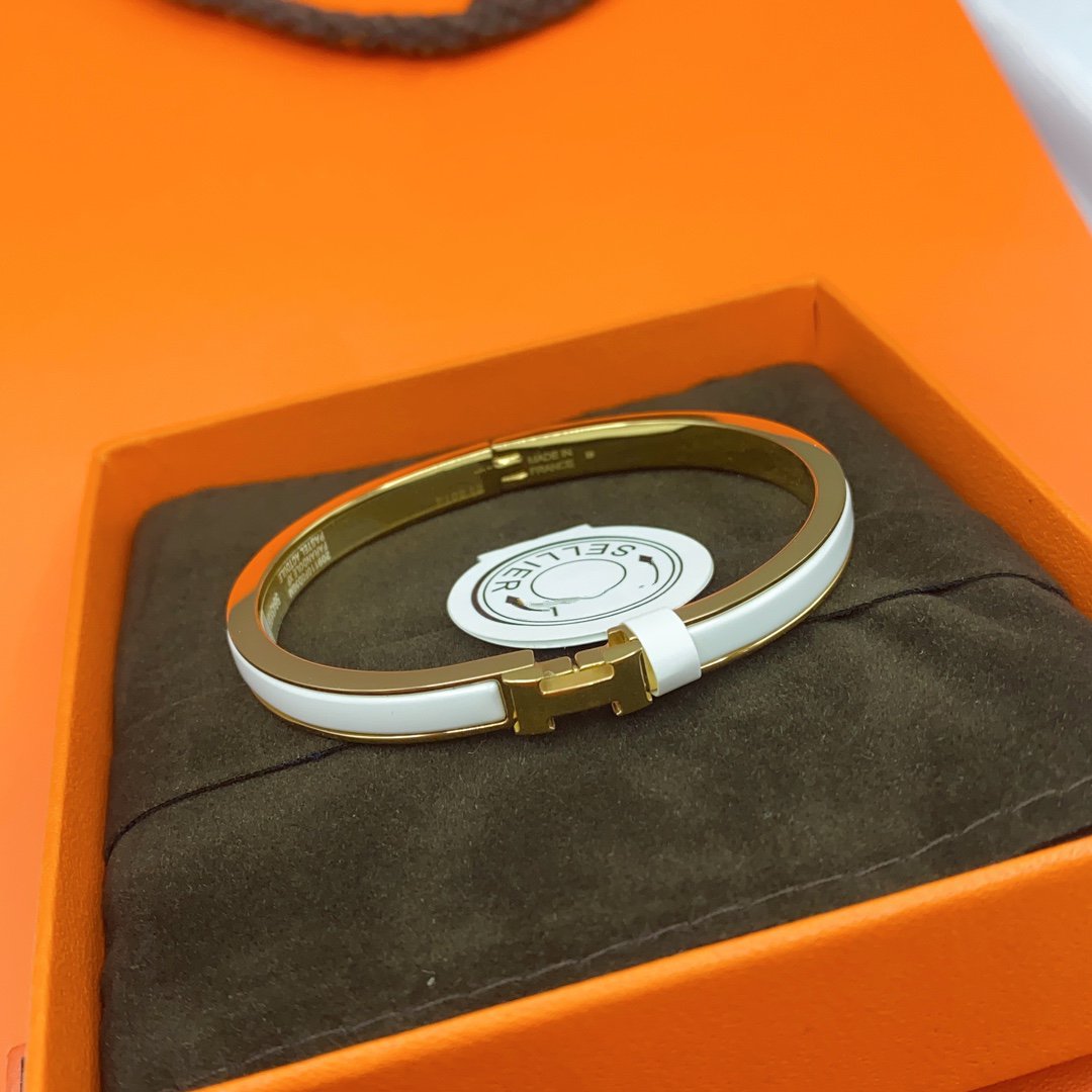 [⭐Shinejoy]CLASSIC HM CLIC WHITE 8MM ENAMEL BRACELET