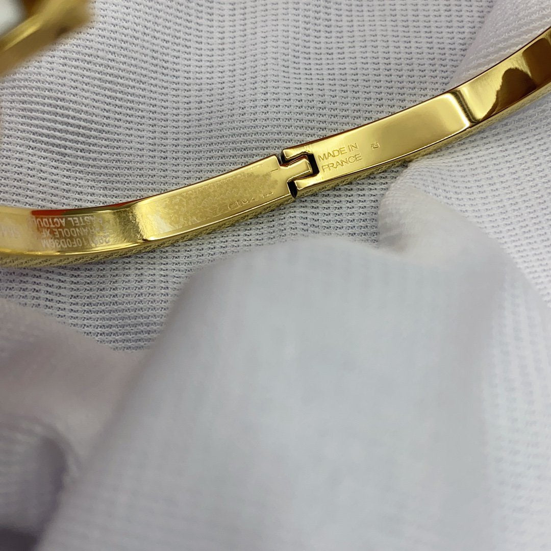 [⭐Shinejoy]CLASSIC HM CLIC WHITE 8MM ENAMEL BRACELET