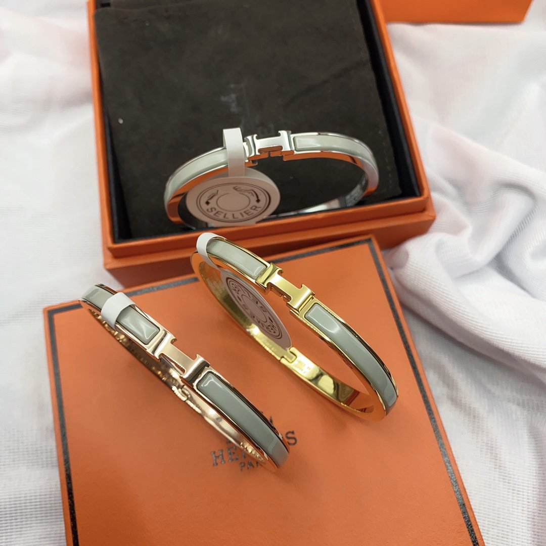 [⭐Shinejoy]CLASSIC HM CLIC GREEN 8MM ENAMEL BRACELET