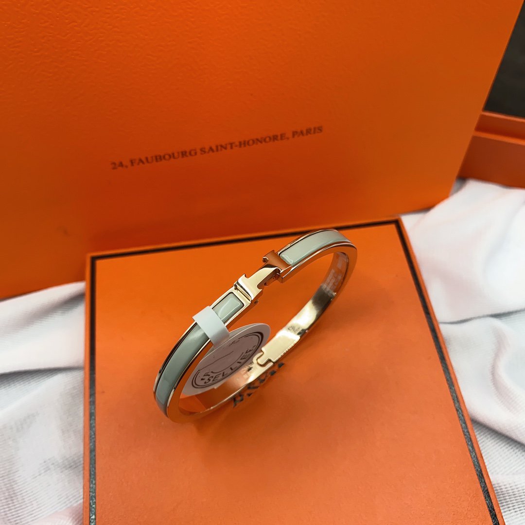 [⭐Shinejoy]CLASSIC HM CLIC GREEN 8MM ENAMEL BRACELET