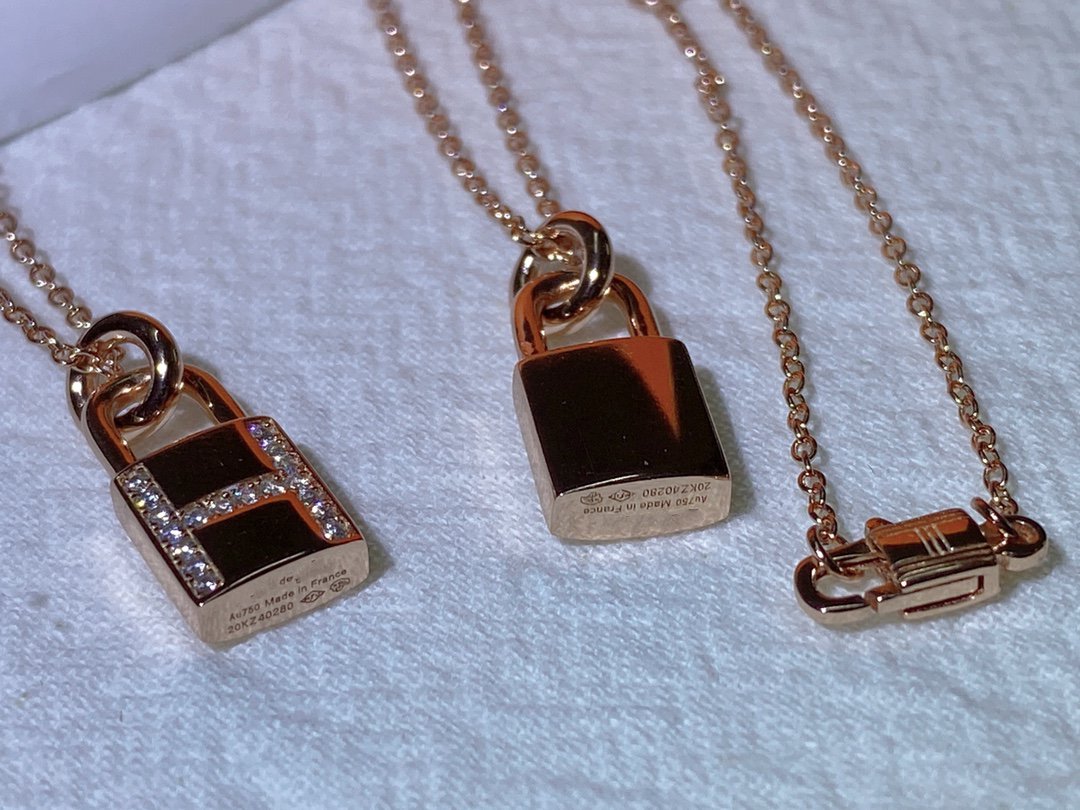 [⭐Shinejoy]HM ADVANCED NICHE LOCK HEAD NECKLACE DIAMONDS