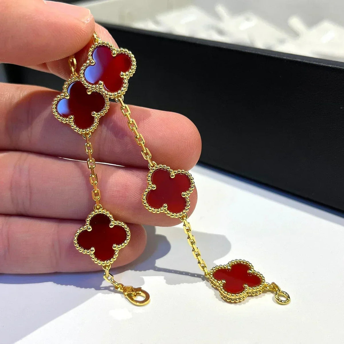[⭐Shinejoy] CLOVER 5 MOTIF RED CORNELIAN BRACELET COLLECTION